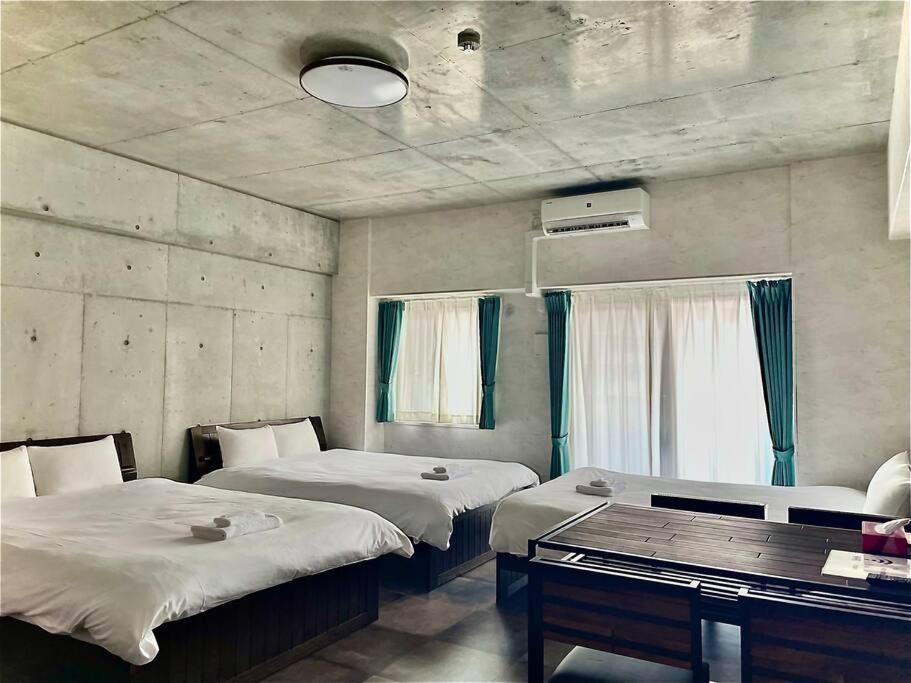 Wolf Pack Apartment 33 Осака Экстерьер фото