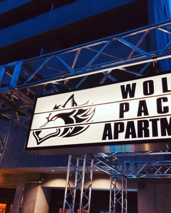 Wolf Pack Apartment 33 Осака Экстерьер фото
