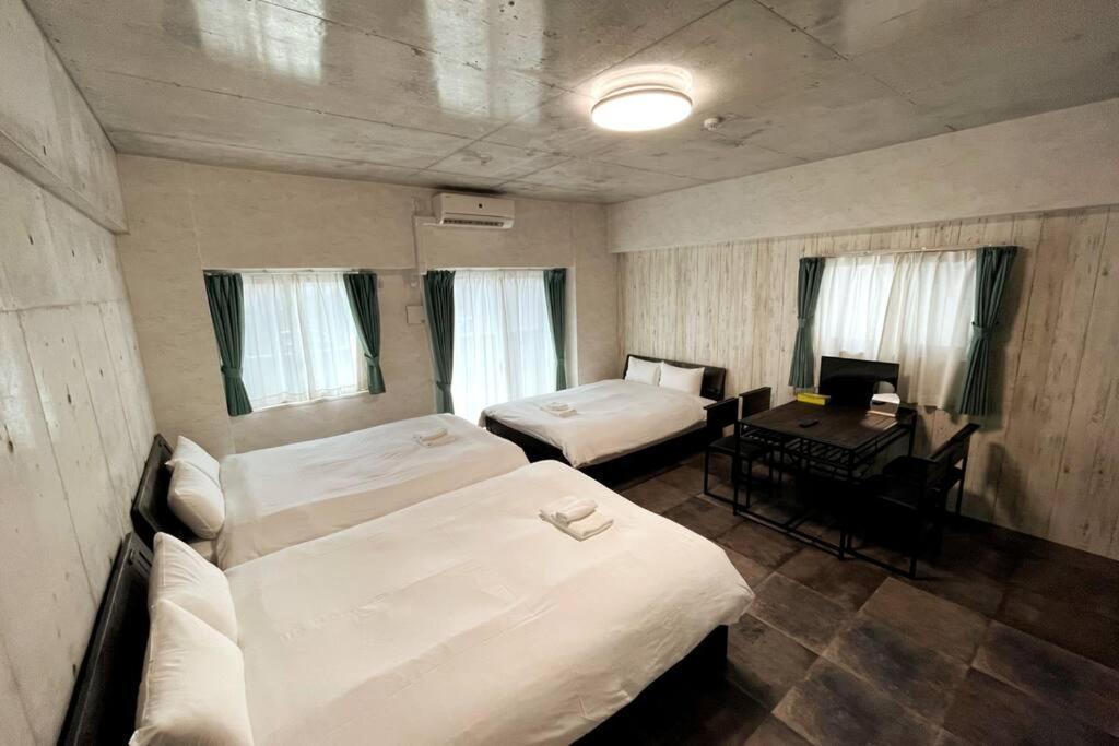 Wolf Pack Apartment 33 Осака Экстерьер фото