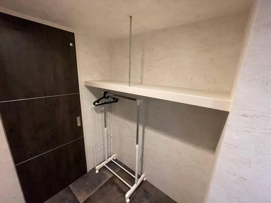 Wolf Pack Apartment 33 Осака Экстерьер фото