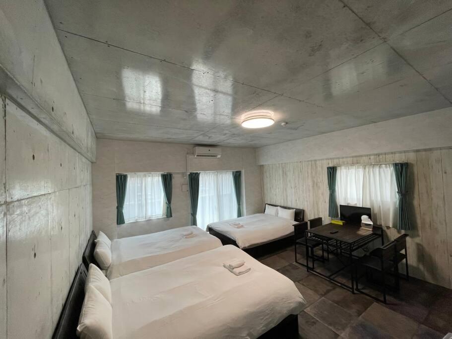 Wolf Pack Apartment 33 Осака Экстерьер фото