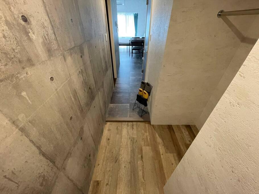 Wolf Pack Apartment 33 Осака Экстерьер фото