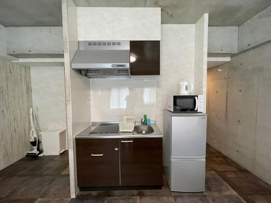 Wolf Pack Apartment 33 Осака Экстерьер фото