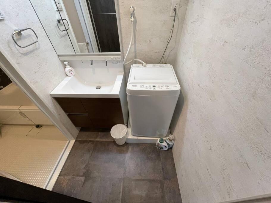 Wolf Pack Apartment 33 Осака Экстерьер фото