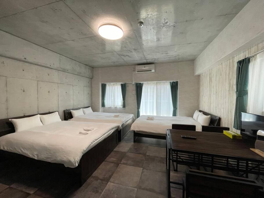Wolf Pack Apartment 33 Осака Экстерьер фото